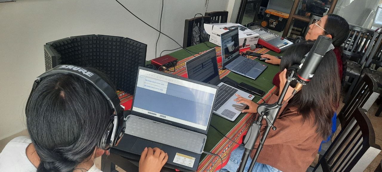 Taller práctico de edición de audio — Audacity y micrófono de condensador